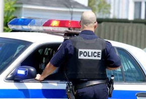 Police dans la rue
